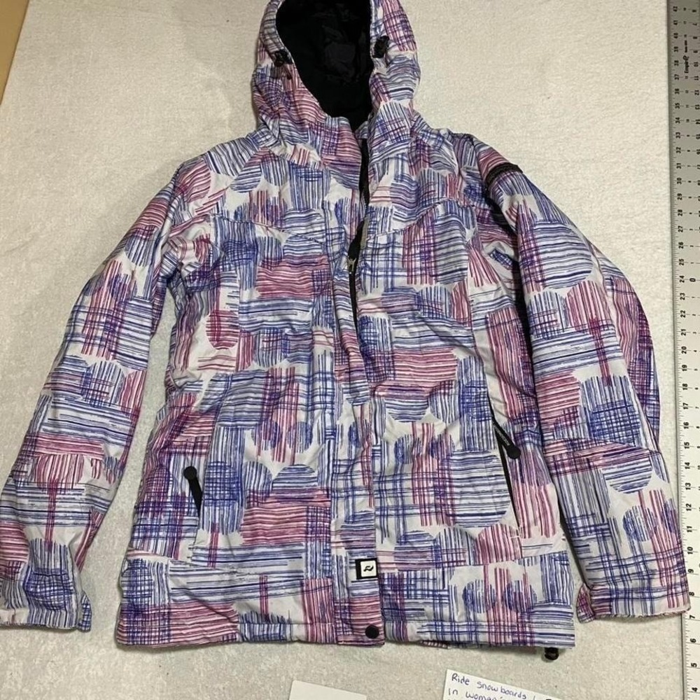 Ride Snowboards multicoloured ski jacket women Size L. SKU562 #skiwear #outdoor